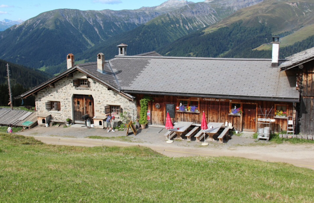 Clavadeleralp Schaukäserei & Restaurant - Davos