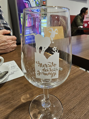 Opinii despre Ristorante Sargenti în Vira - Gastronomie und Hotellerie