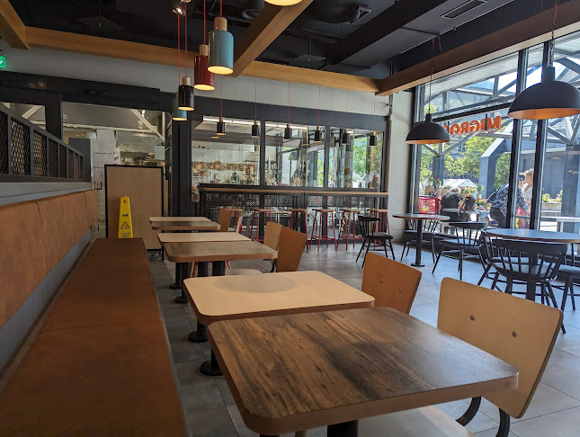 Kentucky Fried Chicken - Gastronomie und Hotellerie