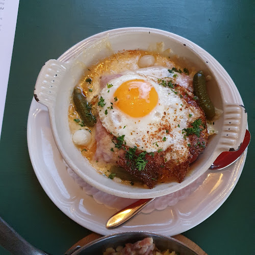 Opinii despre Café G. Babel în Bardonnex - Gastronomie und Hotellerie