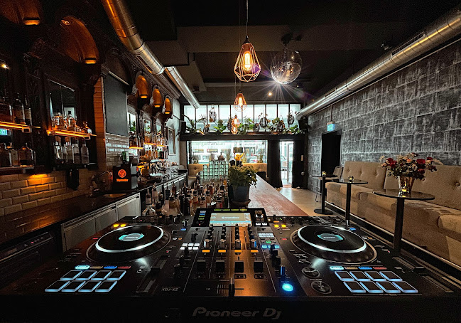 Opinii despre Bar INCONTRO. în Zürich - Gastronomie und Hotellerie