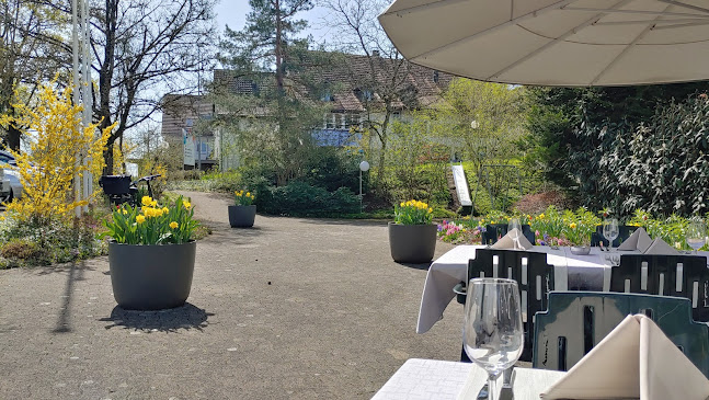 Opinii despre iwaz Clubhaus - Restaurant & Events în Wetzikon - Gastronomie und Hotellerie