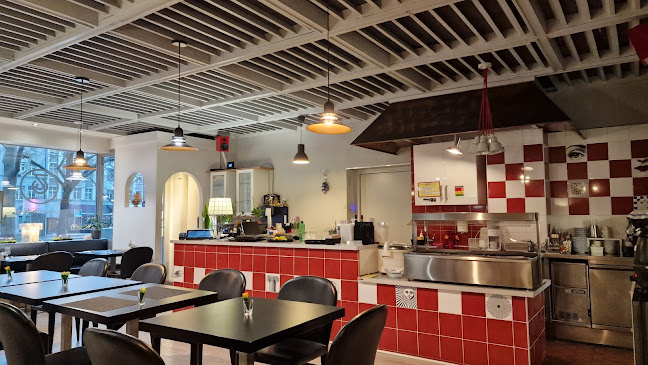 Comentarii opinii despre Zentral Thai Restaurant & Takeaway