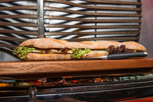 Werkstatt 6 - Zapfbar & Essbar - Gastronomie und Hotellerie