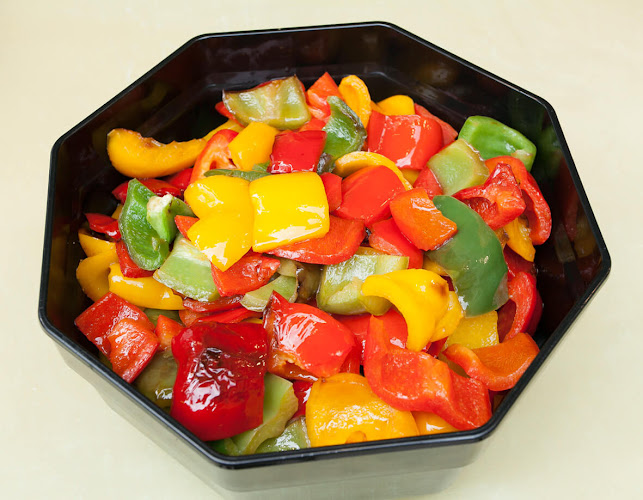 Kurtis Güggeligrill GmbH - Gastronomie und Hotellerie