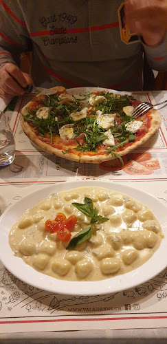 Comentarii opinii despre Café - Restaurant Le Central