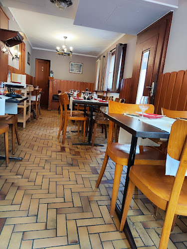 Trois Sifflets - Gastronomie und Hotellerie