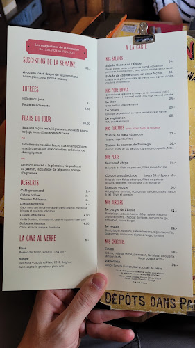 Comentarii opinii despre Étoile Blanche