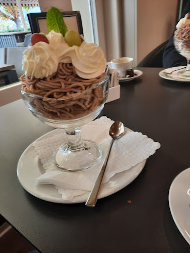 Grand Café Restaurant Schuh - Interlaken