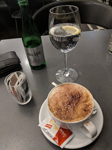 Moana Cafe Bar - Gastronomie und Hotellerie