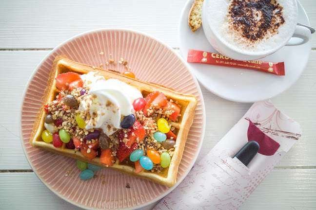 Comentarii opinii despre Frojo Cafe