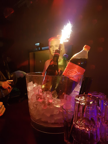 Evita Bar & Club - Gastronomie und Hotellerie