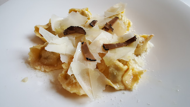 Opinii despre Ristorante Castello Winterthur în Winterthur - Gastronomie und Hotellerie