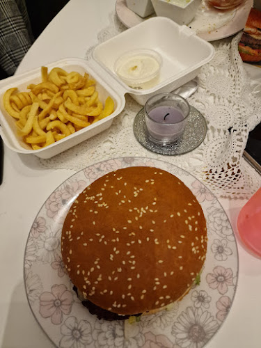 BIG BURGER AARAU - Gastronomie und Hotellerie