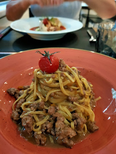 Restaurant italien Ulivo - Gastronomie und Hotellerie