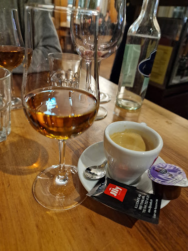 Opinii despre Restaurant Weisses Kreuz în Zürich - Gastronomie und Hotellerie