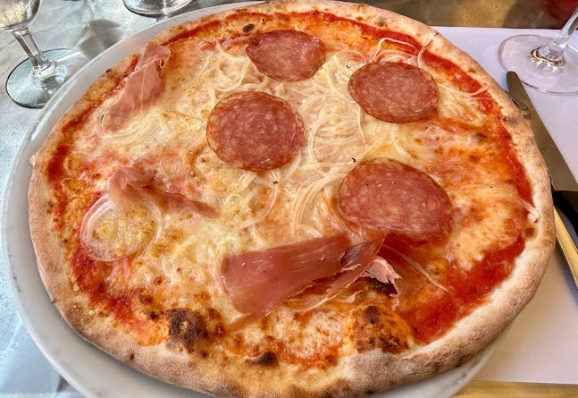 Opinii despre Pizzeria delle Valli în Locarno - Gastronomie und Hotellerie