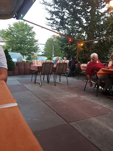 Opinii despre Restaurant Trapez în Reinach - Gastronomie und Hotellerie