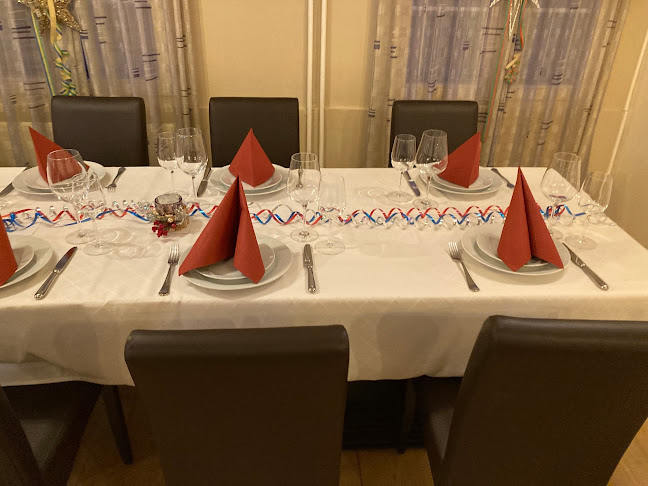 Comentarii opinii despre Club Once by Trischli Arbon