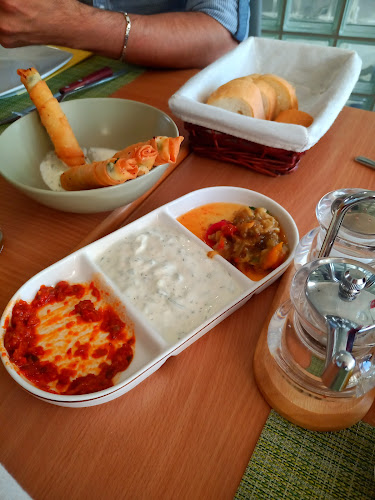 Comentarii opinii despre Happy Terrace