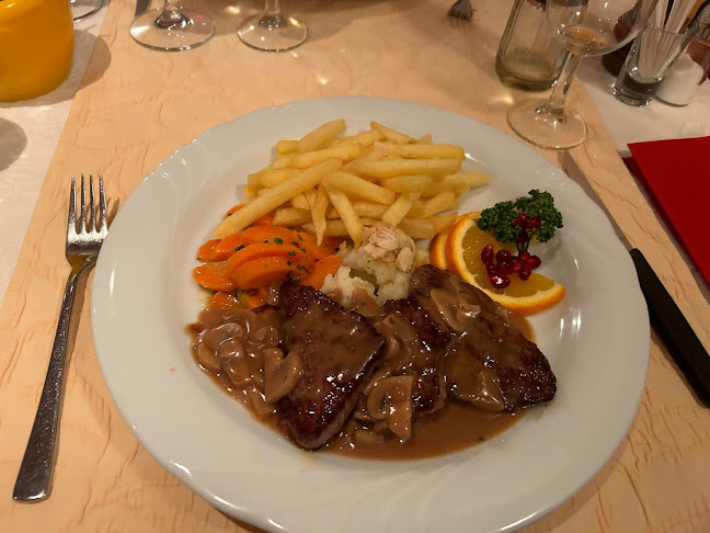 Dorfstrasse 97, 8782 Rüti