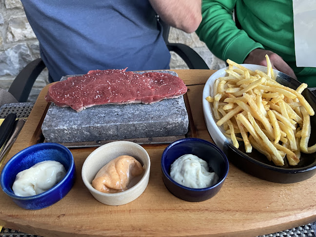 Restaurant Les Trois Suisses - Gastronomie und Hotellerie