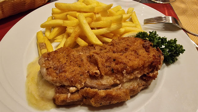 Opinii despre Restaurant Grossmatt în Therwil - Gastronomie und Hotellerie