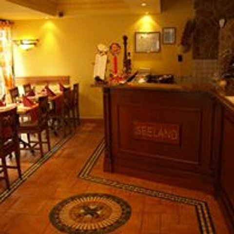 Bahnhofpl. 7, 2502 Biel