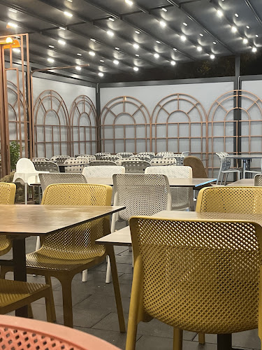 Comentarii opinii despre Tiara Grill