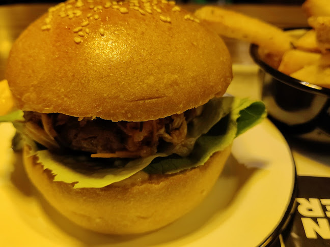 Meret Oppenheim-Platz 1, 4053 Basel