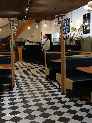 The Hamburger Foundation - Eaux-Vives - Gastronomie und Hotellerie