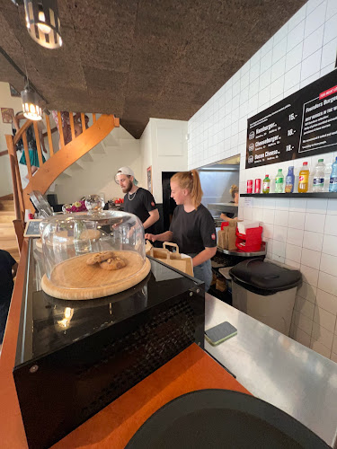 Opinii despre The Hamburger Foundation - Eaux-Vives în Geneva - Gastronomie und Hotellerie