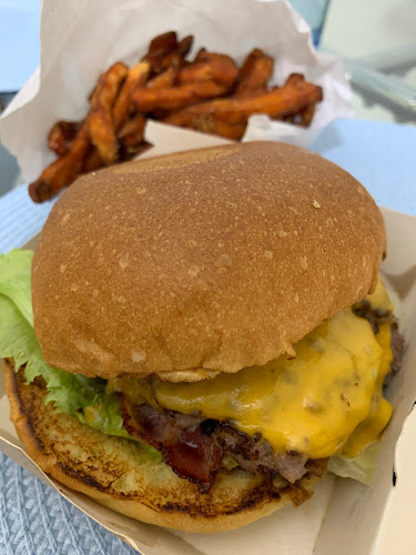 Burgers & Shakes - Gastronomie und Hotellerie