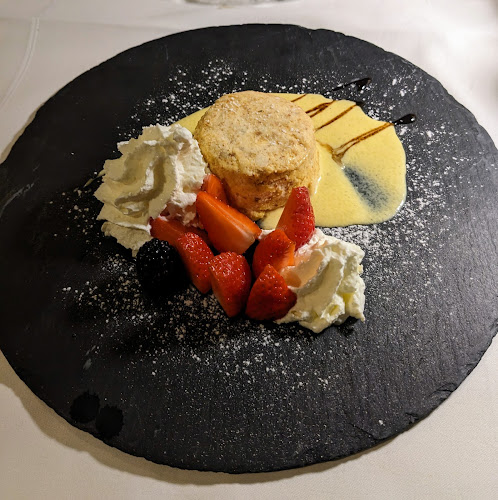 Opinii despre Restaurant Beau Rivage în Thun - Gastronomie und Hotellerie