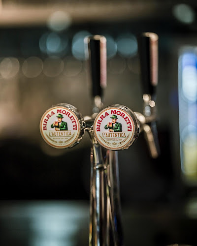 RAUM 84 - Karaoke - Bar - Ping Pong - Beer Pong - Partylocation - Gastronomie und Hotellerie