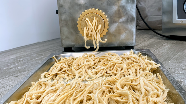 Opinii despre Lucas Kitchen în Feuerthalen - Gastronomie und Hotellerie