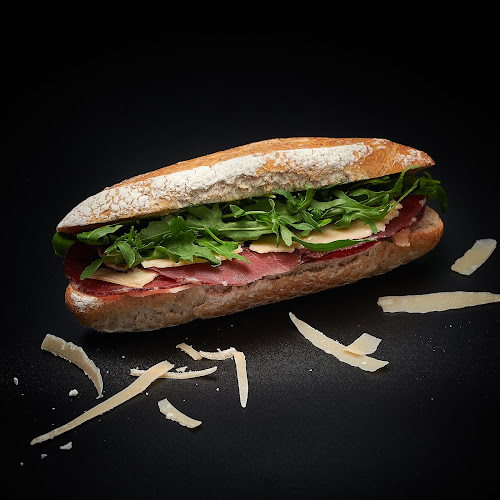 Comentarii opinii despre Lucien Moutarlier Konditorei