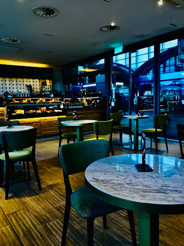 Caffè Spettacolo Biel SBB - Gastronomie und Hotellerie