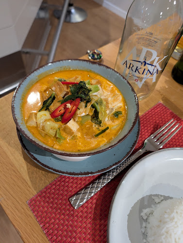 Siam Square Restaurant & BAR