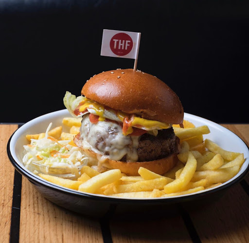 The Hamburger Foundation - Eaux-Vives - Gastronomie und Hotellerie