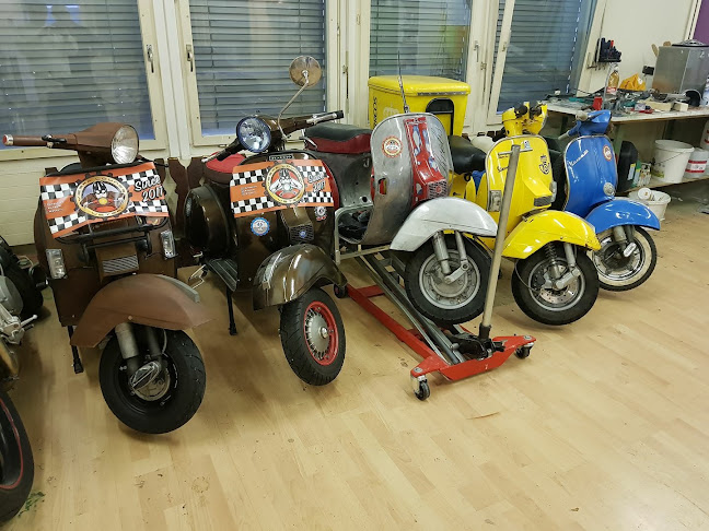 Opinii despre Vespa Lounge Uster în Uster - Gastronomie und Hotellerie