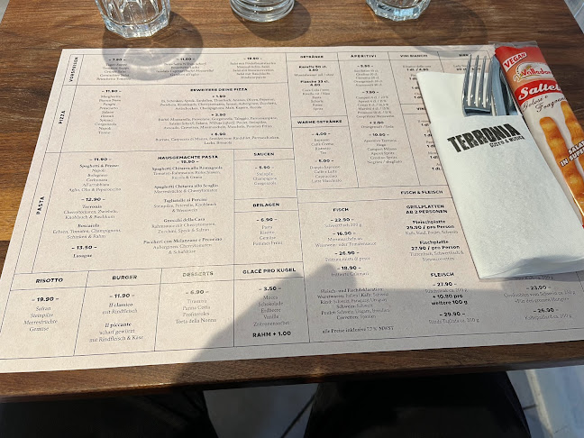 Opinii despre Terronia Ristorante Pizzeria în St. Gallen - Gastronomie und Hotellerie