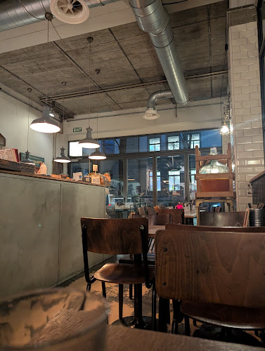 PASTARAZZI Hirschengraben