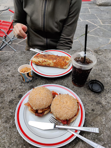 Comentarii opinii despre AMERICAN BAKERY