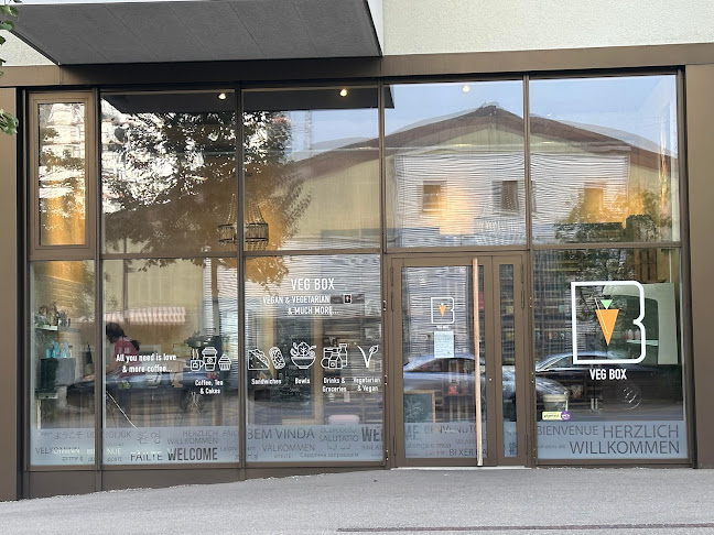 Vegbox, Cake, Sandwich, Coffee