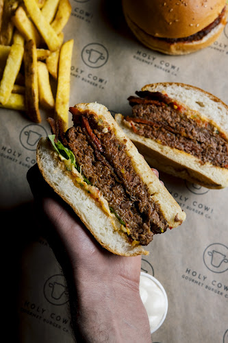 HolyCow! Gourmet Burger Co. GRANCIA - Grancia