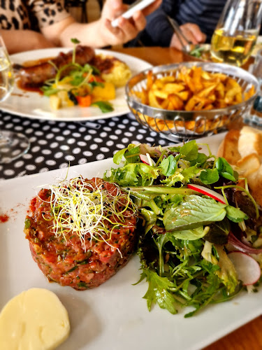 Comentarii opinii despre Brasserie de Montbenon