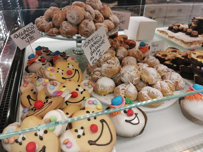 Comentarii opinii despre Panetteria Peverelli SA