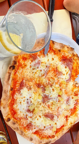 Restaurant Pizzeria Sternen - Gastronomie und Hotellerie