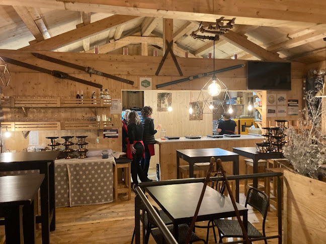 Pl. du Marché, 1820 Montreux